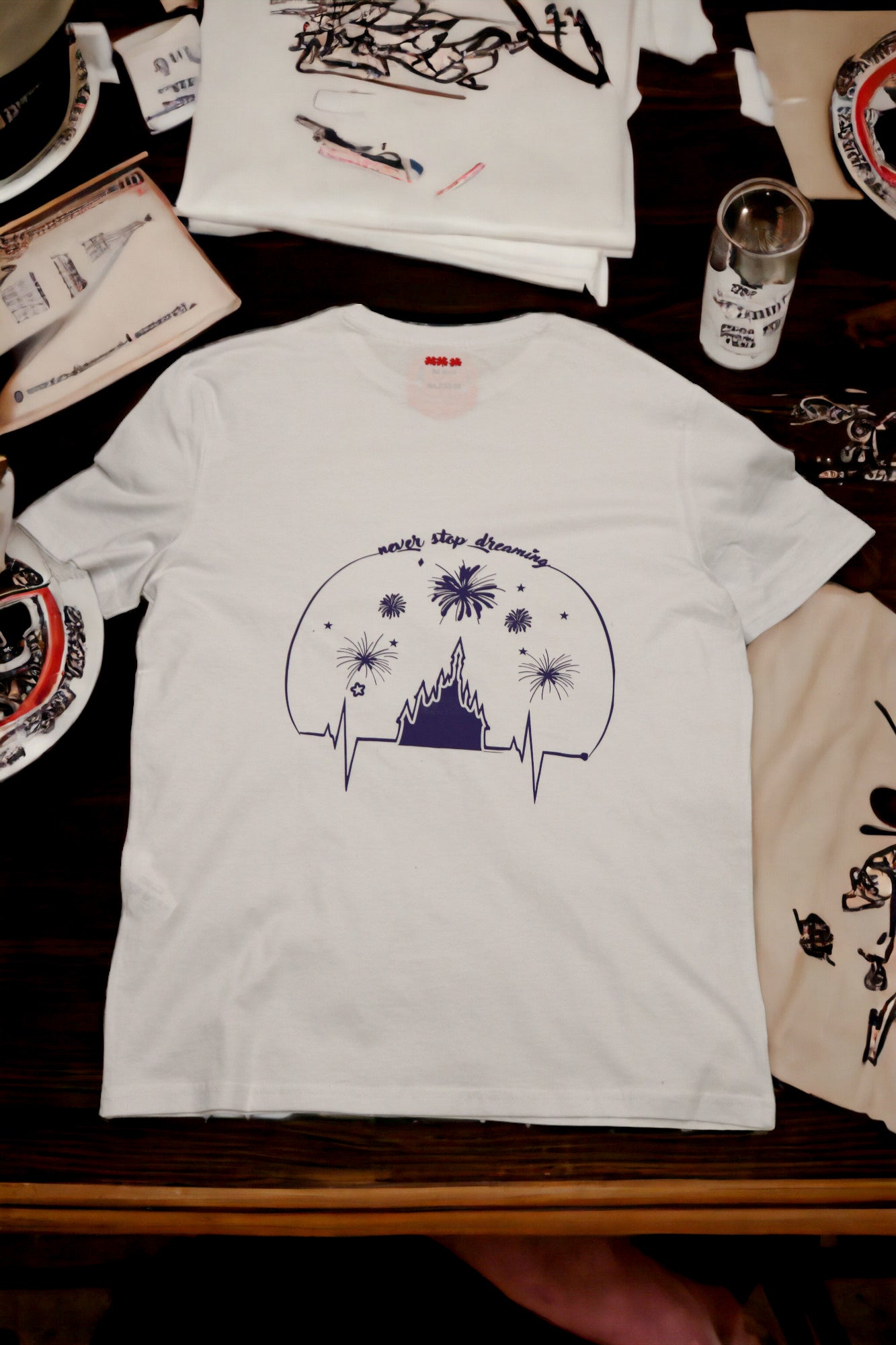 T-shirt "Never stop dreaming"